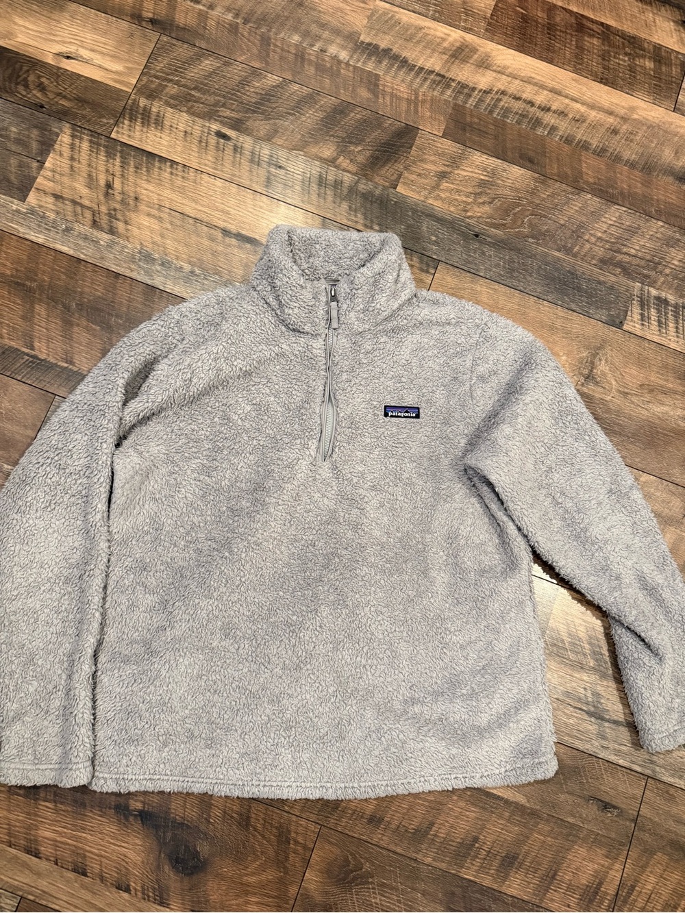 Patagonia Women’s Gray  Quarter-Zip Fleece Pullover